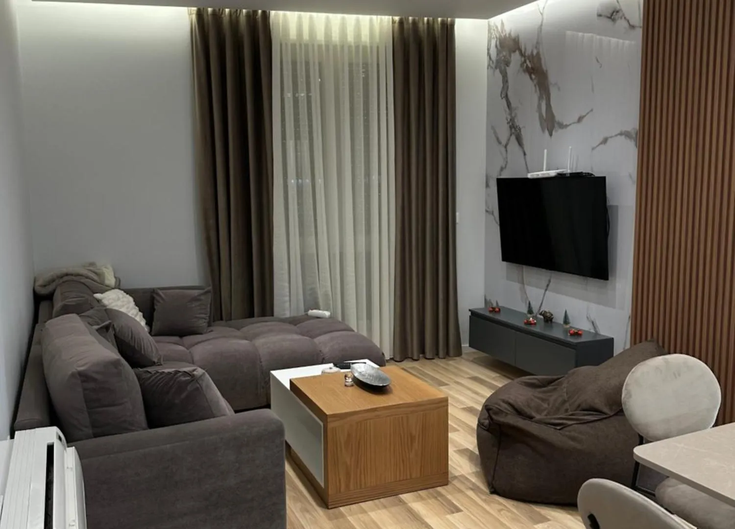 Labi Apartament Tirana 0*,  Albania